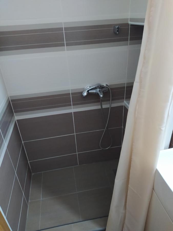 Vila Zubor Crni Vrh Екстер'єр фото